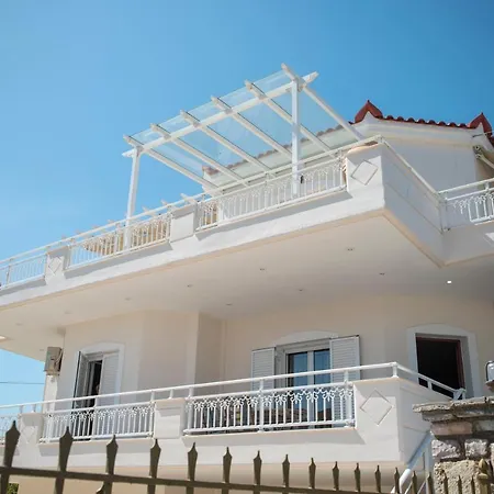 Villa Maria *